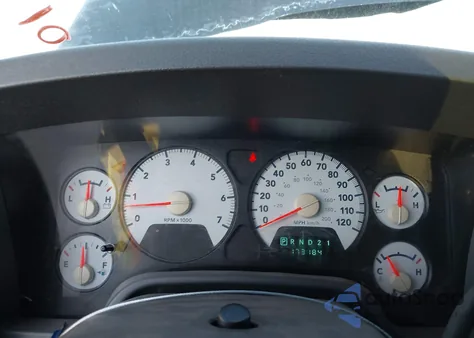 2007 Dodge Ram 1500 Slt/Trx4 Off Road/Sport из США, поврежденный, VIN 1D7HU18227S230095